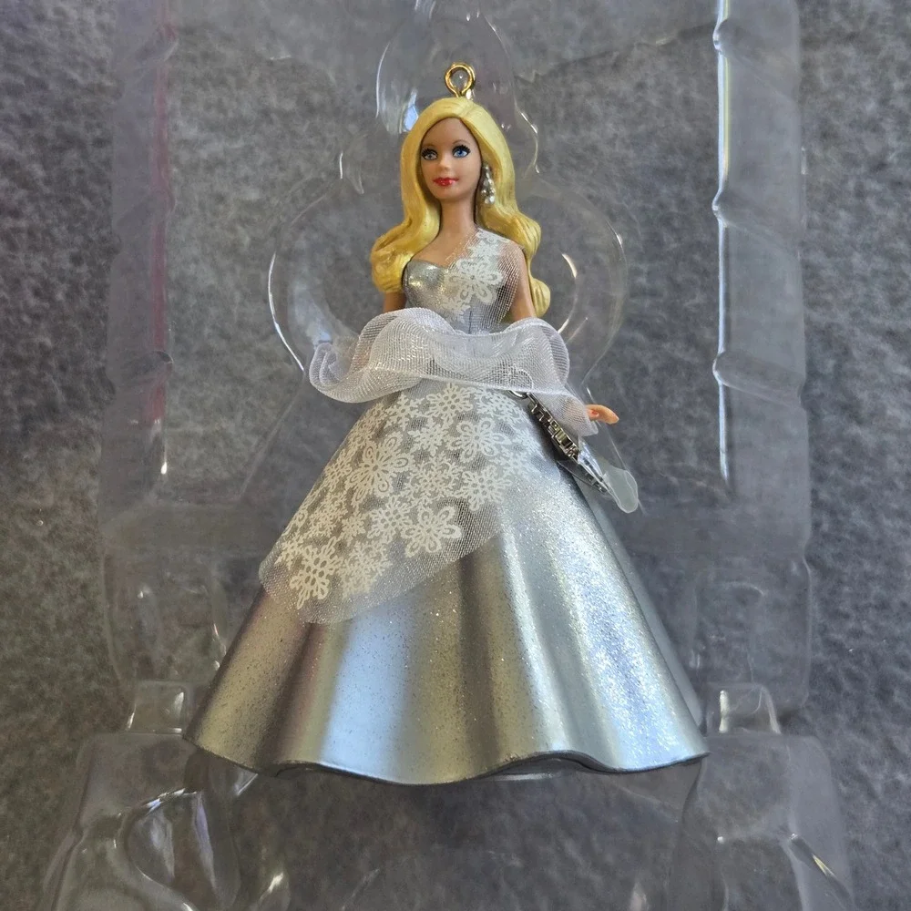 Barbie Holiday‎ Ornament 25th Anniversary 2013 Silver Gown Heirloom 079D